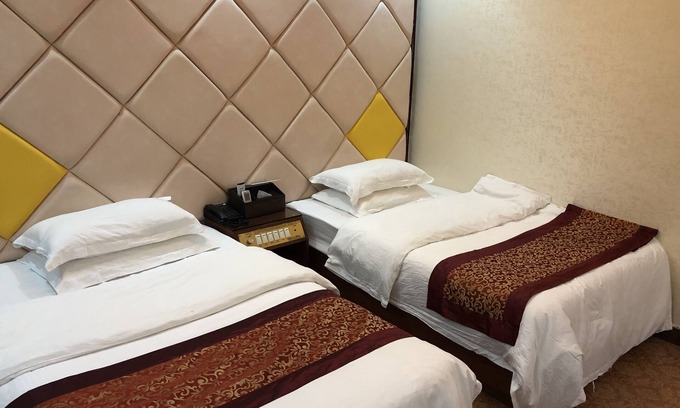 Yuancheng District Hotel | Puqian Business Hotel