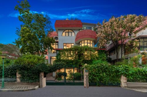 Weiyang Hotel | PuYuan Laoyangfang Huayuan GuestHouse