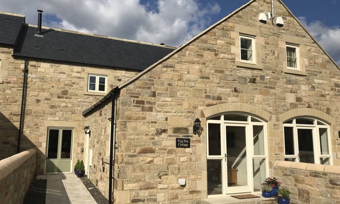 Rock House | Pyg Pen Cottage - Quiet Rural Cottage