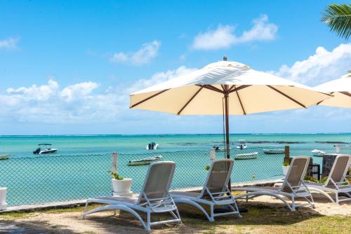 Grand Gaube Apartment | Quaint 2BDR beach apartment in a fishing village