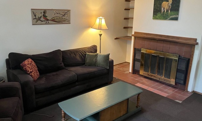West Eugene Apartment | Quaint Apartment Blocks from Downtown Eugene