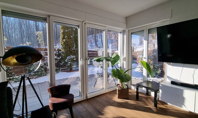 Zagreb Apartment | Quaint Zagreb Townhome w Forest View