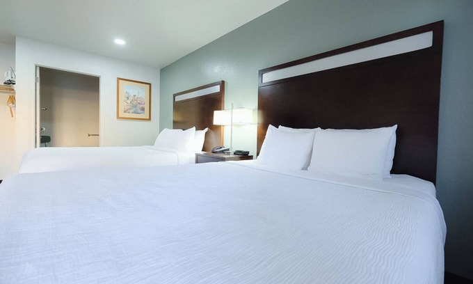 Holbrook Hotel | Quality Inn Holbrook near Petrified Forest