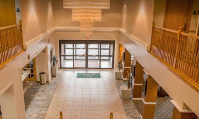 Forest Park Hotel | Quality inn & Suites Cincinnati I-275