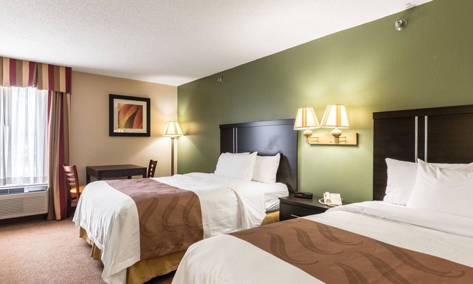 Clemmons Hotel | Quality Inn & Suites Clemmons I-40