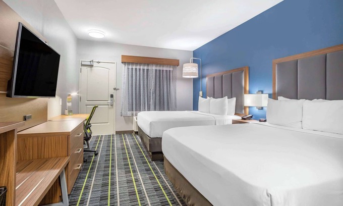 Livermore Hotel | Quality Inn & Suites Livermore Wine Country