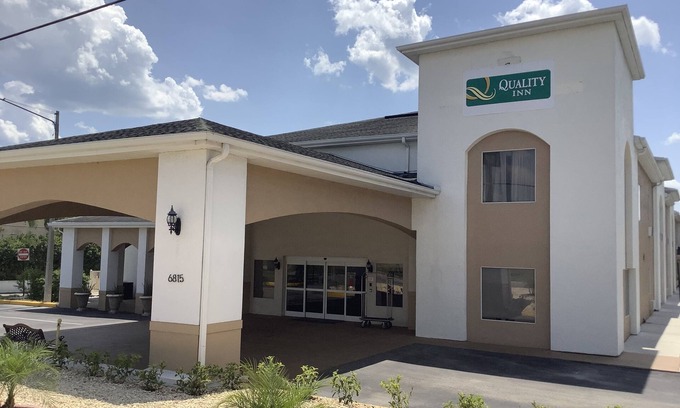 Zephyrhills Hotel | Quality Inn Zephyrhills - Dade City