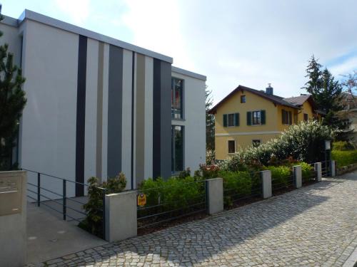 Loschwitz Apartment | Quartier L (Loschwitz)