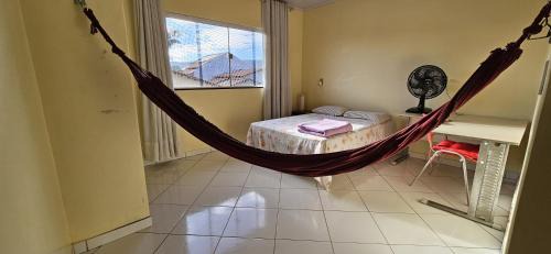 Unai House | Quarto com banheiro privativo