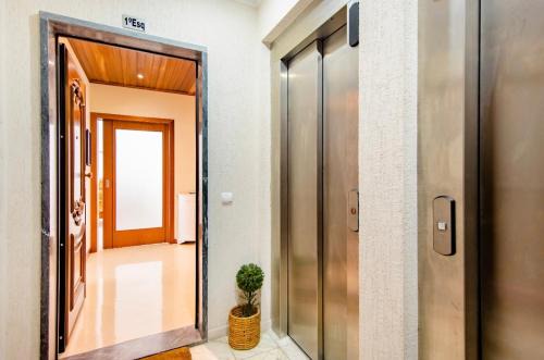 Santa Iria de Azoia House | Quarto Duplo Parque Tejo, com WC