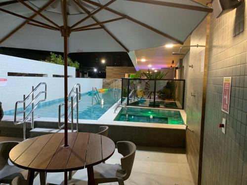 Ponta Verde Apartment | Quarto e Sala na Ponta Verde e Pajuçara