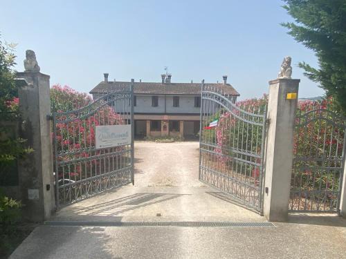Sant'Angelo in Lizzola House | Quattroventi