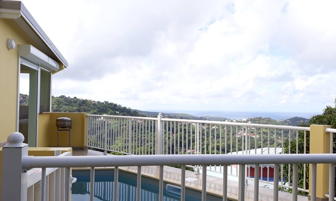Riviere-Salee Apartment | Quiet and warm apartment with private pool.