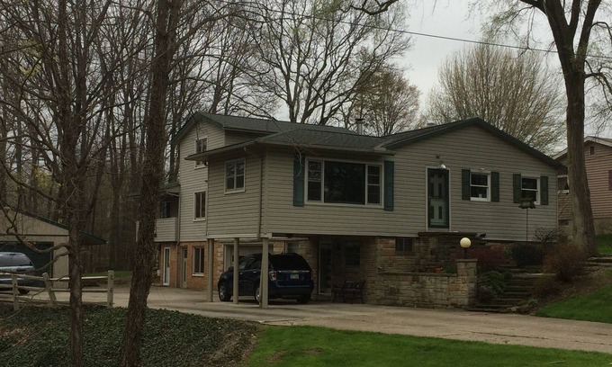 Hinckley House | Quiet, Comfortable, Country House In Hinckley. 30 Minutes To Cleveland And Akron