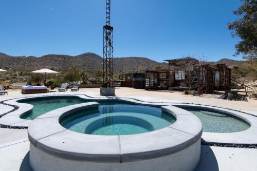 Joshua Tree Highlands House | Quiet Compound 5Min to Park Pool and Spa 5Acres