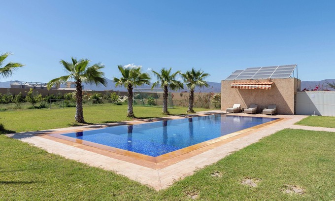 Dakhla Villa | Quiet Family Villa | Pool - Farm - Sun - Mountain View