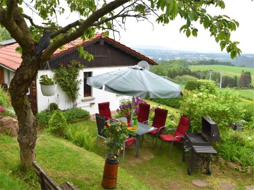 Langewiesen House | Quiet Getaway near Ilmenau