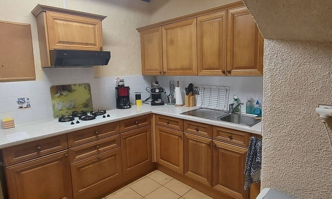 Fumel House | Quiet house in a wooded park with a large swimming pool and lounge area