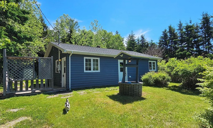 Chester House | Quiet, peaceful, private country home with a large yard