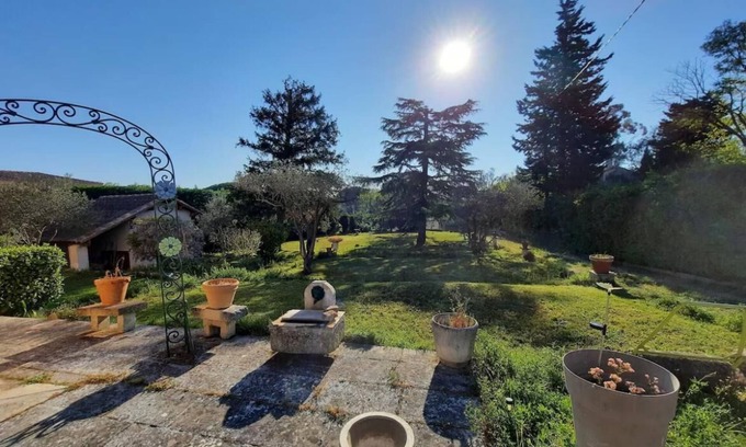 St.-Remy-de-Provence House | Quiet Provencal villa with large garden