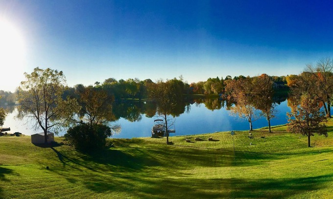 St. Joseph House | Quiet, relaxing home on Lake Watab in beautiful St. Joseph, MN near SJU and CSB