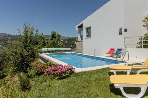 Resende House | QUINTA DOS MONTEIROS - 3 Quartos com Piscina