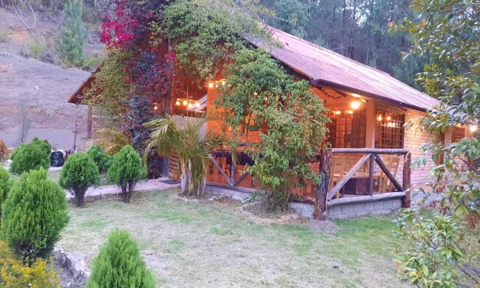 Gualaceo Cottage | Quinta LA Veranera, Ubicado A 20 Minutos DE LA Ciudad DE Cuenca-ecuador