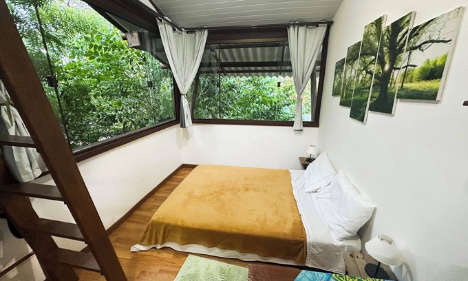Manguinhos Villa | Quintal do Contêiner