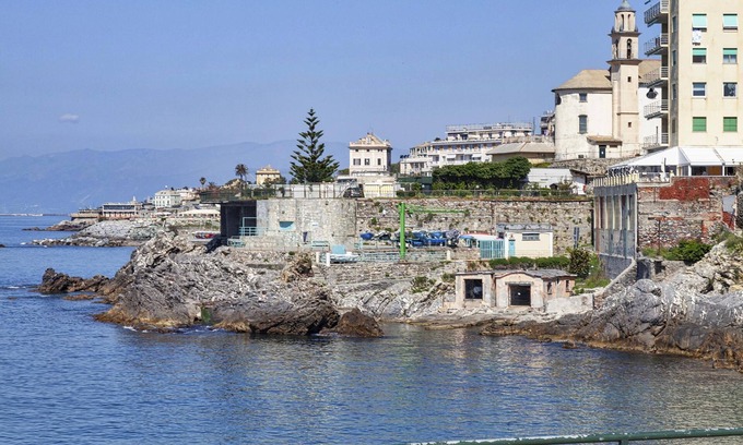 Nervi Apartment | Quinto Seaview Apartment by Wonderful Italy