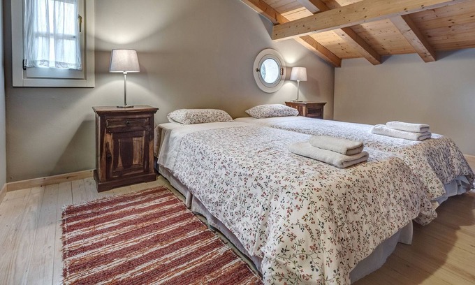 Kavvadades House | R 3098 House Felix With Fully equipped kitchenette.Air Conditioning & Garden View