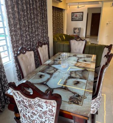 Sualkuchi House | Raaj-hans Guest House