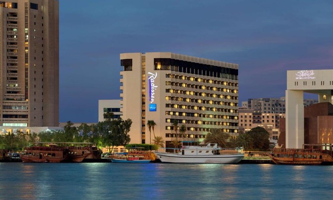 Al Rigga Hotel | Radisson Blu Hotel, Dubai Deira Creek