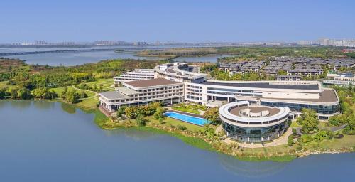 Caidian District Hotel | Radisson Blu Hotel Wuhan ETD Zone