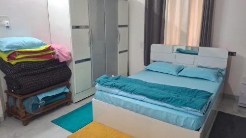 Gevrai Apartment | Ragade's Swarajya Flat For Homestay