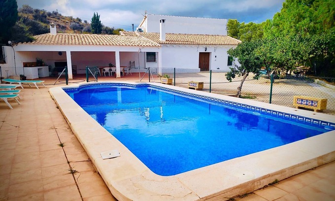 Taberno House | Raices House Theater with swimming pool