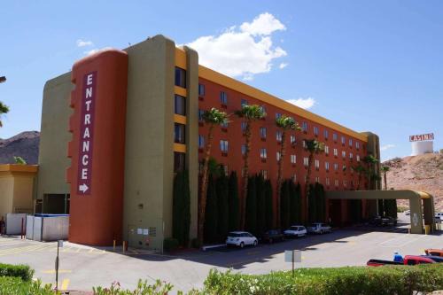 Mission Hills Resort | Railroad Pass Hotel and Casino Ramada by Wyndham