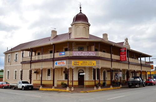 Peterborough Hotel | Railway Hotel Motel Peterborough