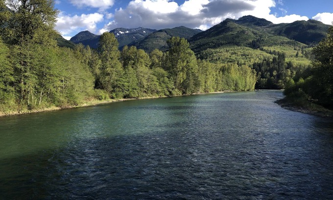 Marblemount House | Rainbow House Private Annex: Year-round comfort at North Cascades National Park!
