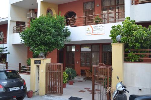Rishikesh Bed & Breakfast | Raj Cottage Ganga Vatika