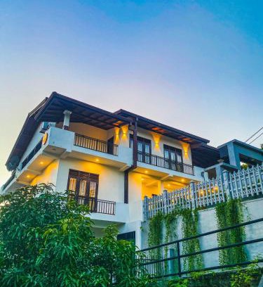 Galle House | Raji's Luana Lounge - Galle