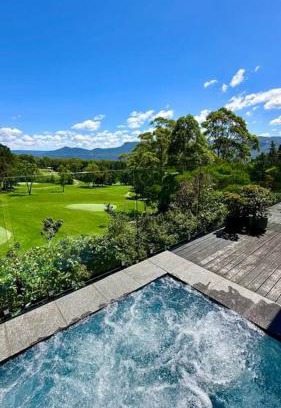 Kangaroo Valley House | Ralphie’s Villa 2 bed 2 bath with Valley views