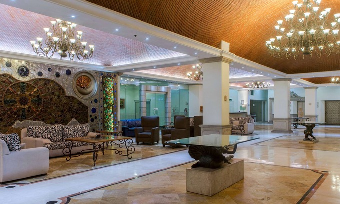 Tlalnepantla de Baz Hotel | Ramada by Wyndham Ciudad de Mexico Perinorte