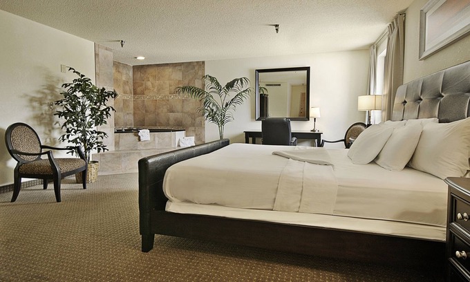 Bettendorf Hotel | Ramada by Wyndham Bettendorf