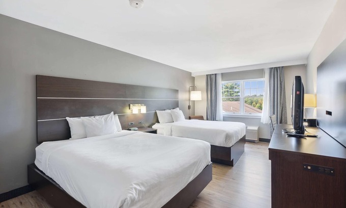 Southern Coast Hotel | Ramada by Wyndham Saco/Old Orchard Beach Area
