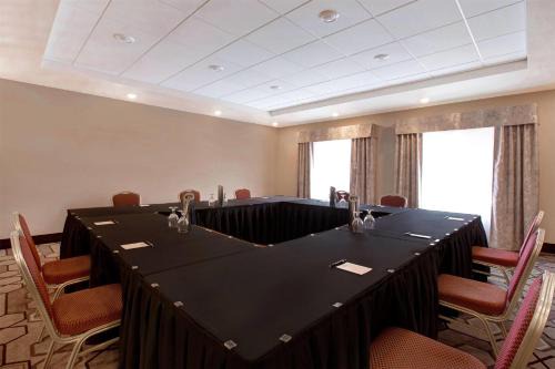 St. Paul Hotel | Ramada by Wyndham St Paul AB