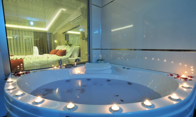 Usak Hotel | Ramada by Wyndham Usak