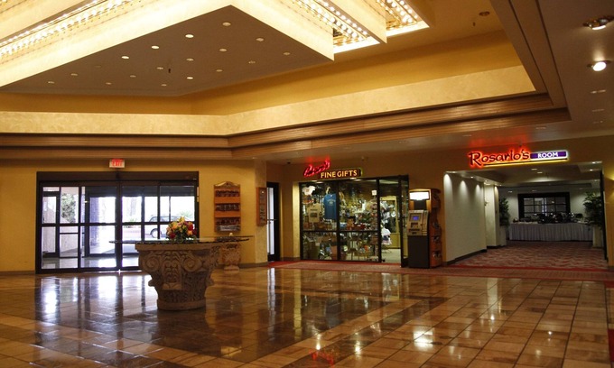 Tucson Hotel | Ramada by Wyndham Viscount Suites Tucson East