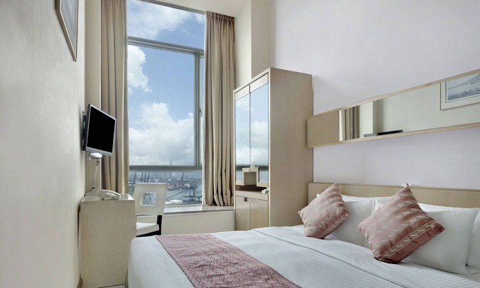 Tsing Yi Hotel | Rambler Garden Hotel