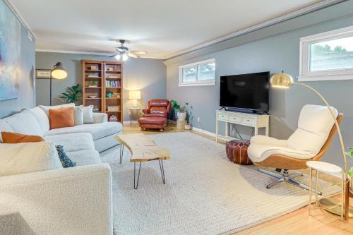 Irving House | Ranch-Style Home with Patio and Yard in Dallas Area