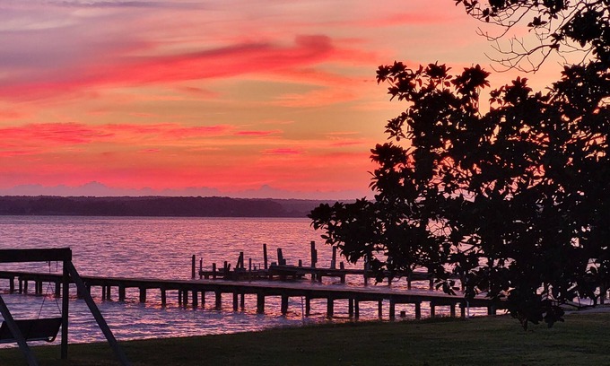 Sharps House | Rappahannock River Cottage Getaway near Tappahannock, Urbanna, Chesapeake Bay